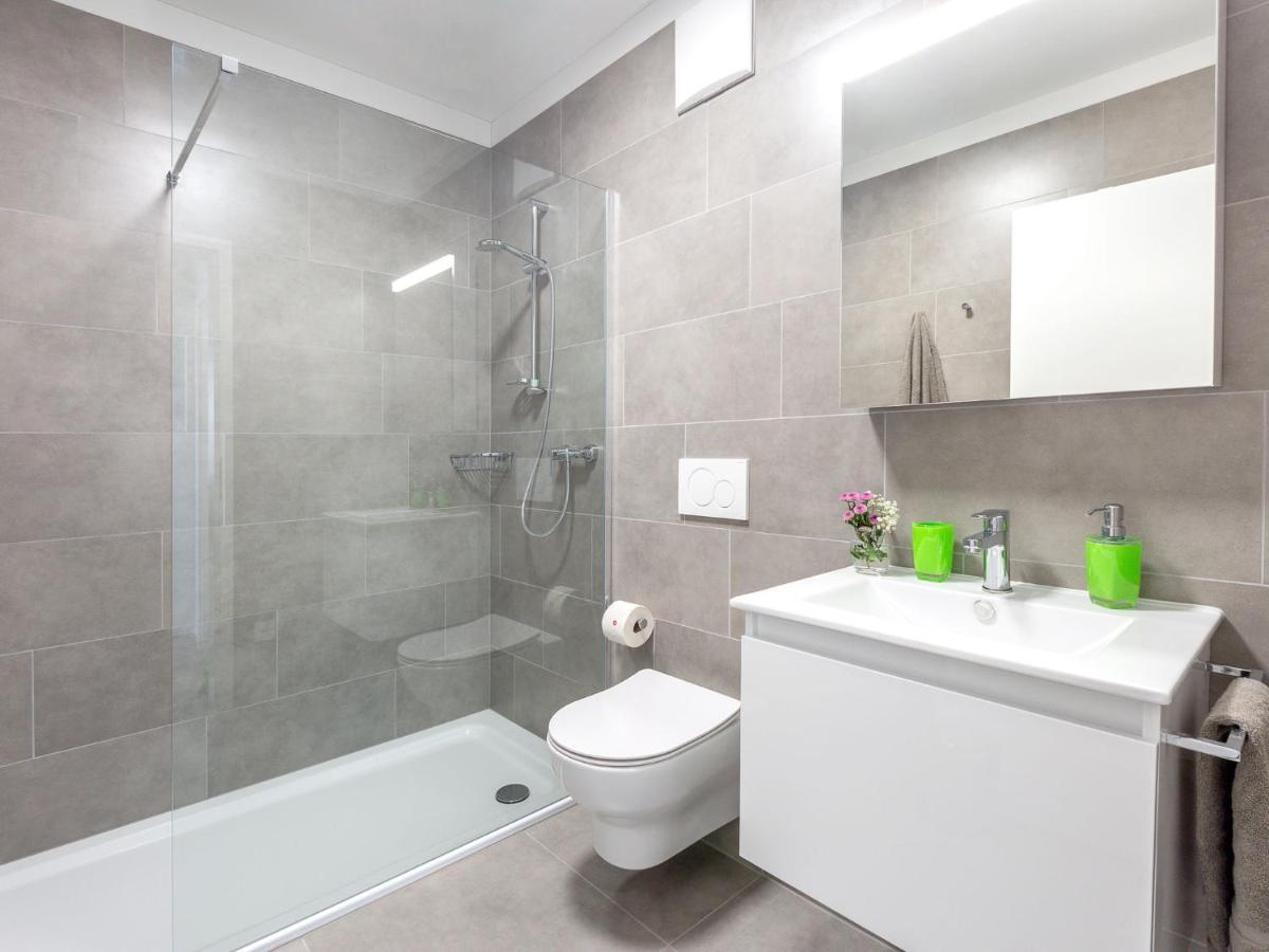 Apartment Loctowers A4-4-4 By Interhome Locarno Esterno foto